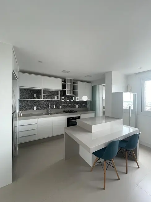 Apartamento com 2 quartos à venda, 129m2 em Centro, Torres - RS - imagem 4 Foto 4 de Apartamento com 2 quartos à venda, 129m2 em Centro, Torres - RS