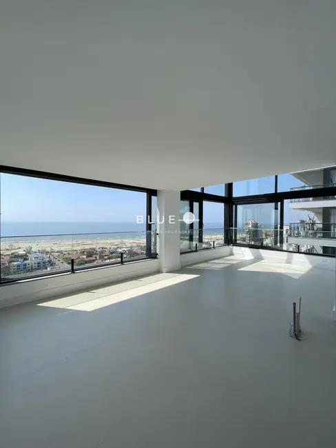 Foto 1 de Apartamento com 3 quartos à venda, 142m2 em Torres - RS