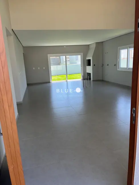 Foto 9 de Casa com 3 quartos à venda, 162m2 em Passo De Torres - SC