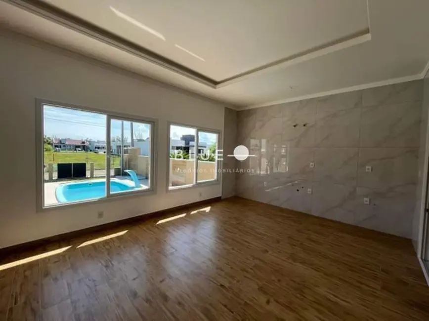 Casa com 3 quartos à venda, 193m2 em Passo De Torres - SC - imagem 5 Foto 5 de Casa com 3 quartos à venda, 193m2 em Passo De Torres - SC