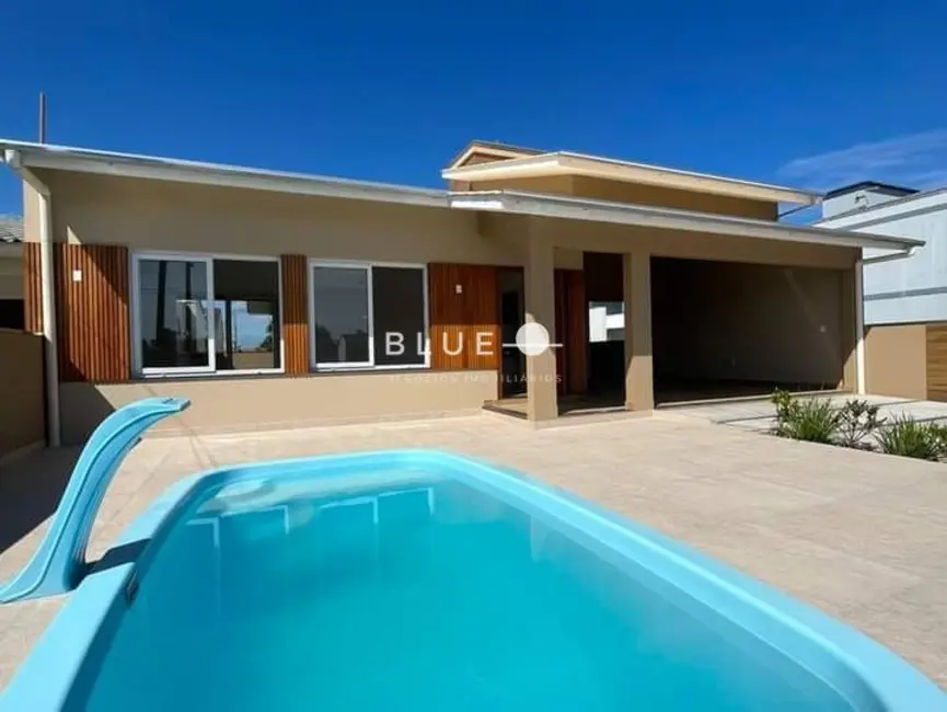 Casa com 3 quartos à venda, 193m2 em Passo De Torres - SC - imagem 2 Foto 2 de Casa com 3 quartos à venda, 193m2 em Passo De Torres - SC