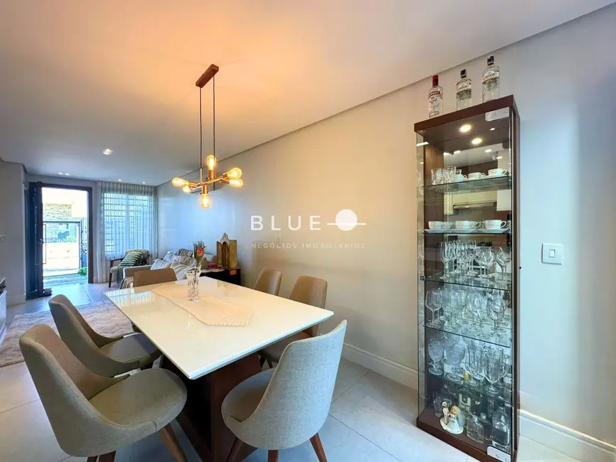 Foto 5 de Casa com 2 quartos à venda, 92m2 em Torres - RS