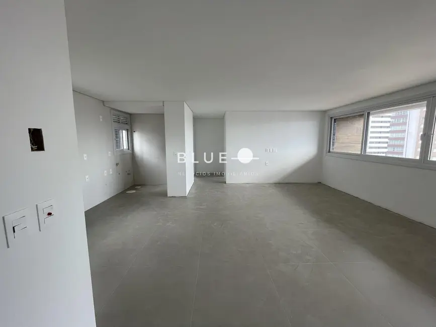 Foto 3 de Apartamento com 2 quartos à venda, 90m2 em Centro, Torres - RS