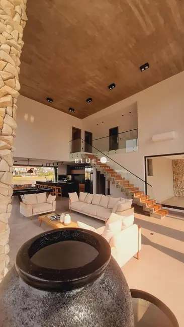 Casa de Condomínio com 5 quartos à venda, 519m2 em Torres - RS - imagem 5 Foto 5 de Casa de Condomínio com 5 quartos à venda, 519m2 em Torres - RS