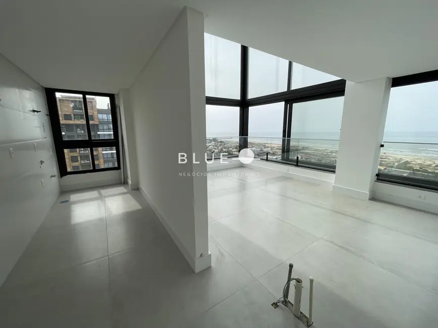 Apartamento com 3 quartos à venda, 142m2 em Torres - RS - imagem 4 Foto 4 de Apartamento com 3 quartos à venda, 142m2 em Torres - RS