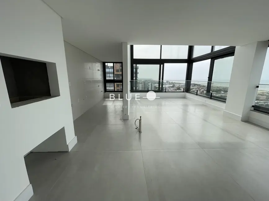 Apartamento com 3 quartos à venda, 142m2 em Torres - RS - imagem 3 Foto 3 de Apartamento com 3 quartos à venda, 142m2 em Torres - RS