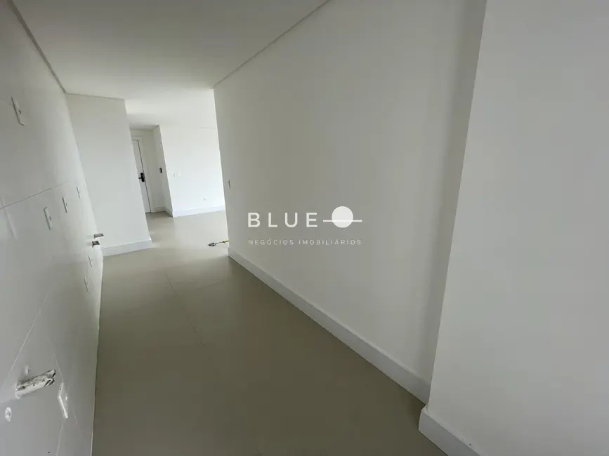 Foto 6 de Apartamento com 3 quartos à venda, 142m2 em Torres - RS