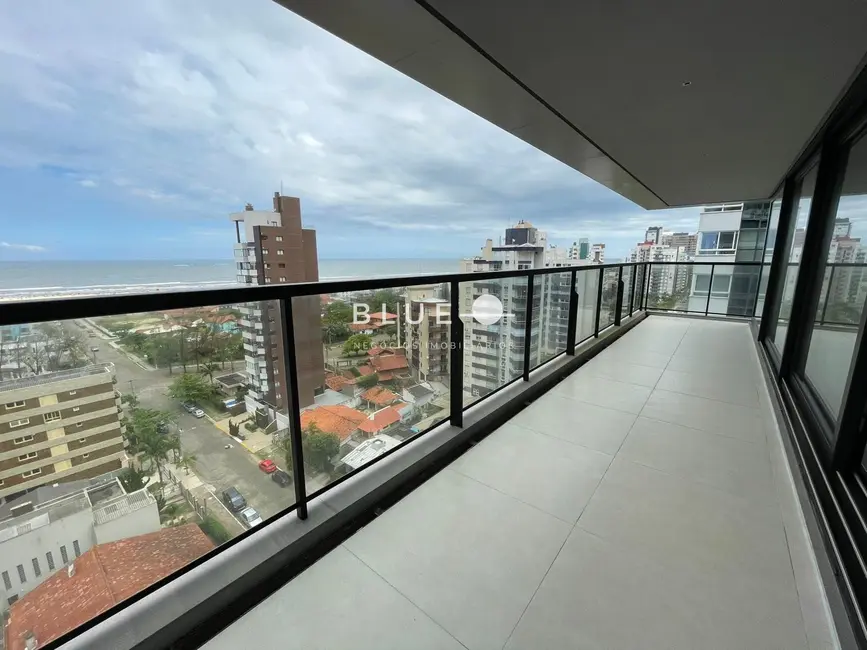 Apartamento com 4 quartos à venda, 220m2 em Torres - RS - imagem 6 Foto 6 de Apartamento com 4 quartos à venda, 220m2 em Torres - RS
