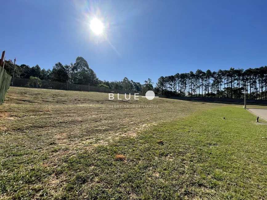Foto 1 de Terreno / Lote à venda, 918m2 em Torres - RS
