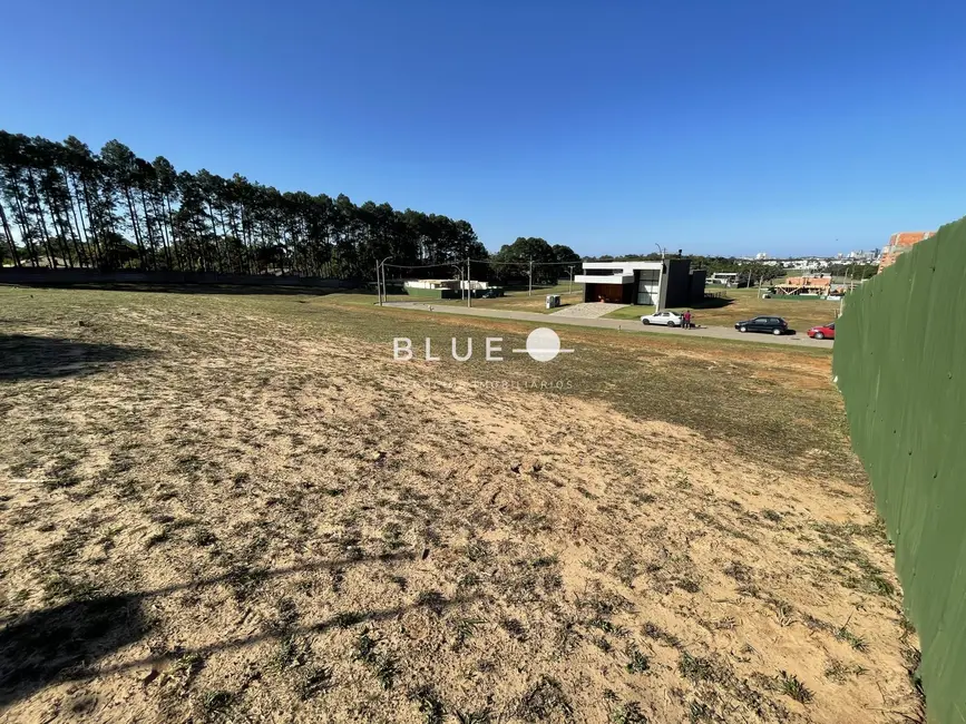 Foto 3 de Terreno / Lote à venda, 918m2 em Torres - RS