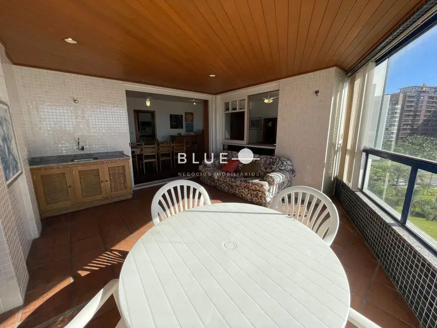 Apartamento com 3 quartos à venda, 186m2 em Torres - RS - imagem 9 Foto 9 de Apartamento com 3 quartos à venda, 186m2 em Torres - RS