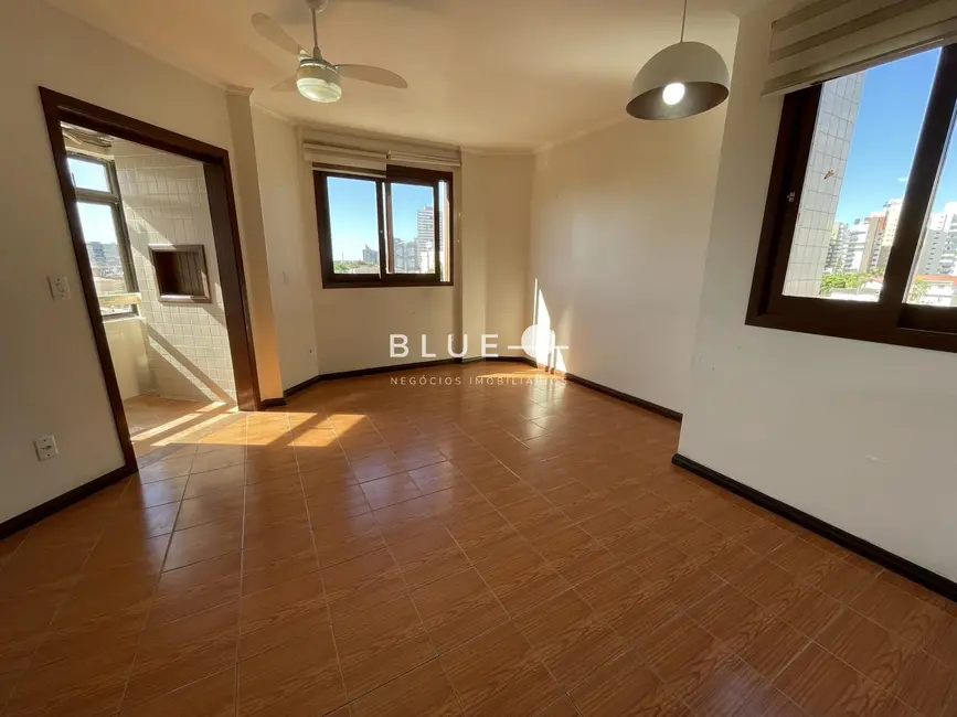 Foto 2 de Apartamento com 2 quartos à venda, 65m2 em Centro, Torres - RS