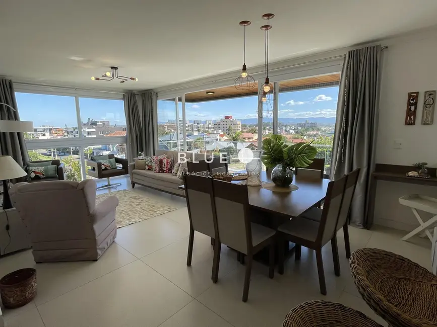 Apartamento com 3 quartos à venda, 137m2 em Torres - RS - imagem 5 Foto 5 de Apartamento com 3 quartos à venda, 137m2 em Torres - RS