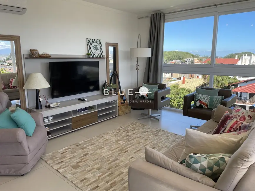 Apartamento com 3 quartos à venda, 137m2 em Torres - RS - imagem 1 Foto 1 de Apartamento com 3 quartos à venda, 137m2 em Torres - RS