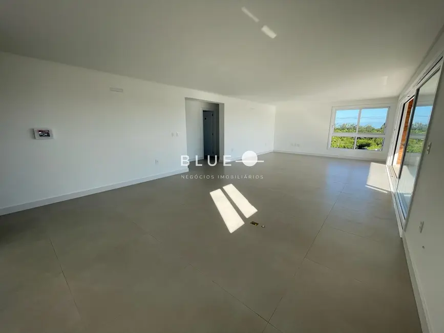 Apartamento com 3 quartos à venda, 150m2 em Torres - RS - imagem 5 Foto 5 de Apartamento com 3 quartos à venda, 150m2 em Torres - RS