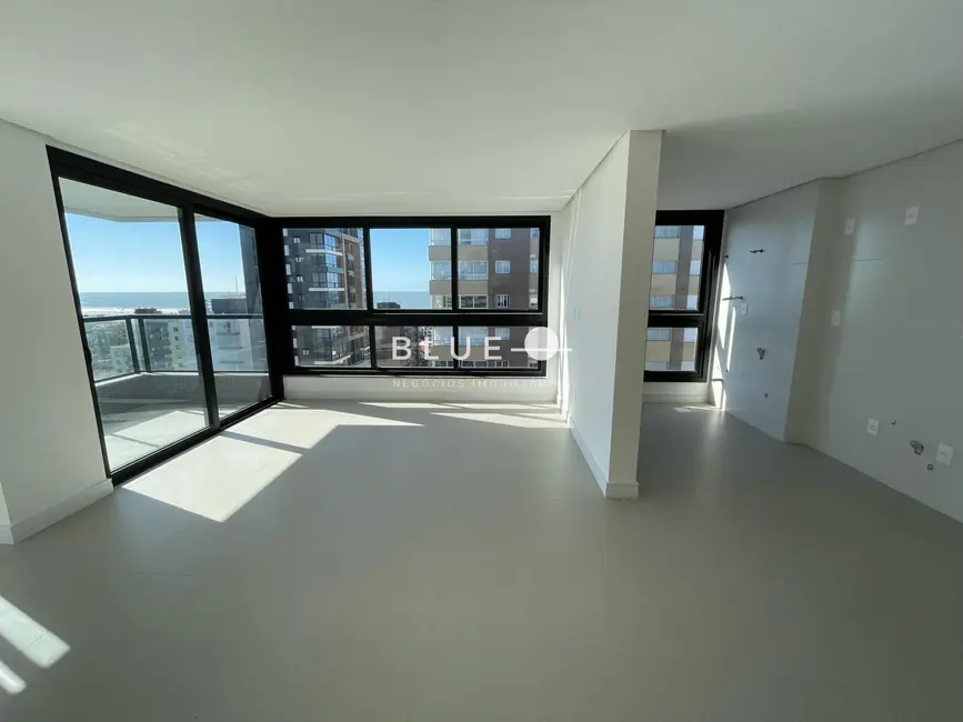 Foto 2 de Apartamento com 3 quartos à venda, 118m2 em Torres - RS