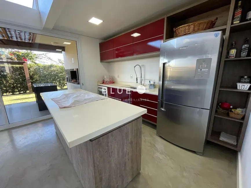 Foto 6 de Casa de Condomínio com 3 quartos à venda, 457m2 em Torres - RS