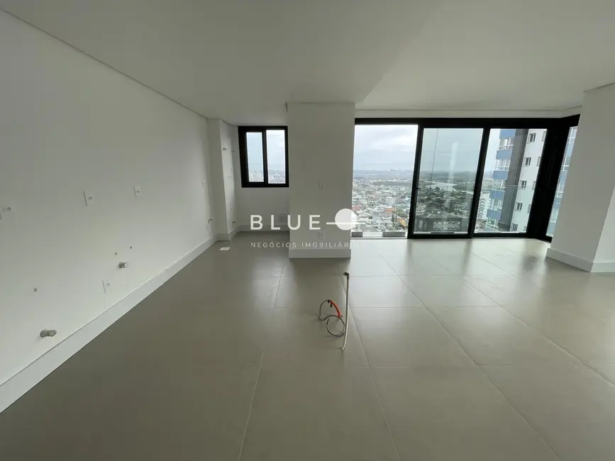 Apartamento com 2 quartos à venda, 88m2 em Centro, Torres - RS - imagem 6 Foto 6 de Apartamento com 2 quartos à venda, 88m2 em Centro, Torres - RS
