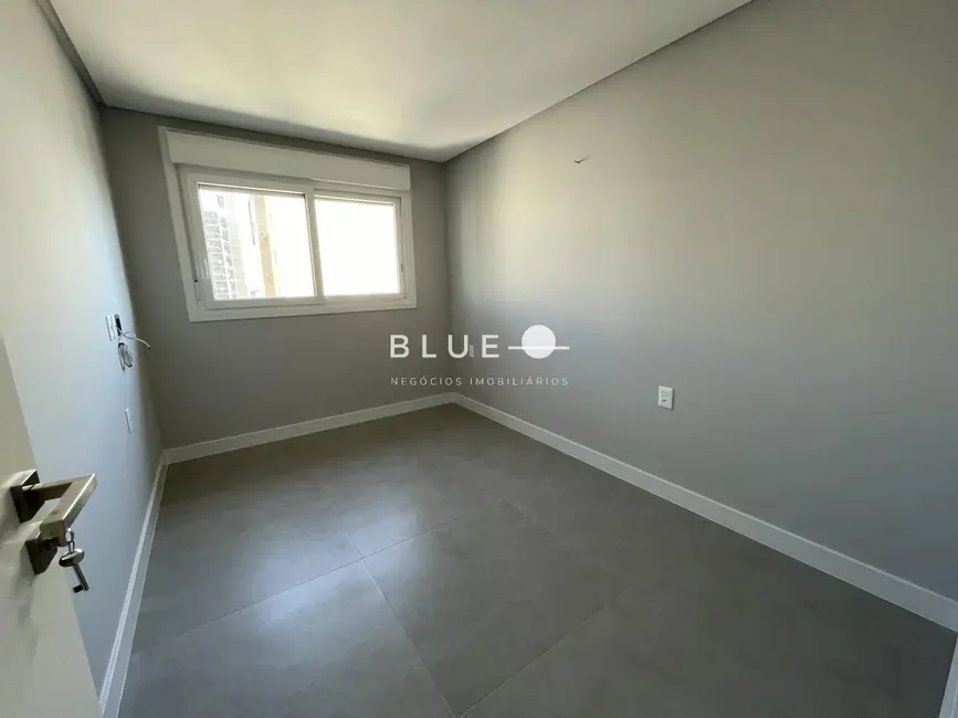 Apartamento com 2 quartos à venda, 78m2 em Centro, Torres - RS - imagem 8 Foto 8 de Apartamento com 2 quartos à venda, 78m2 em Centro, Torres - RS