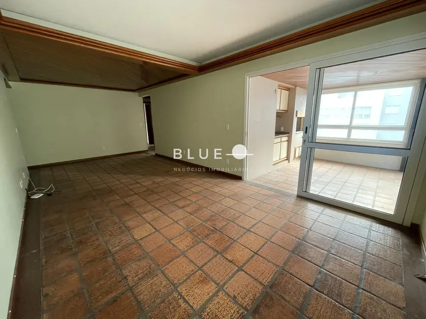 Apartamento com 3 quartos à venda, 122m2 em Torres - RS - imagem 4 Foto 4 de Apartamento com 3 quartos à venda, 122m2 em Torres - RS