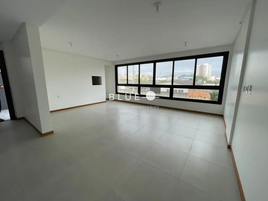Foto 2 de Apartamento com 2 quartos à venda, 103m2 em Centro, Torres - RS
