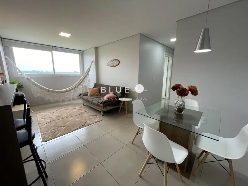 Apartamento com 2 quartos à venda, 60m2 em Torres - RS - imagem 2 Foto 2 de Apartamento com 2 quartos à venda, 60m2 em Torres - RS