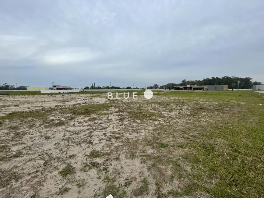 Foto 2 de Terreno / Lote à venda, 384m2 em Torres - RS