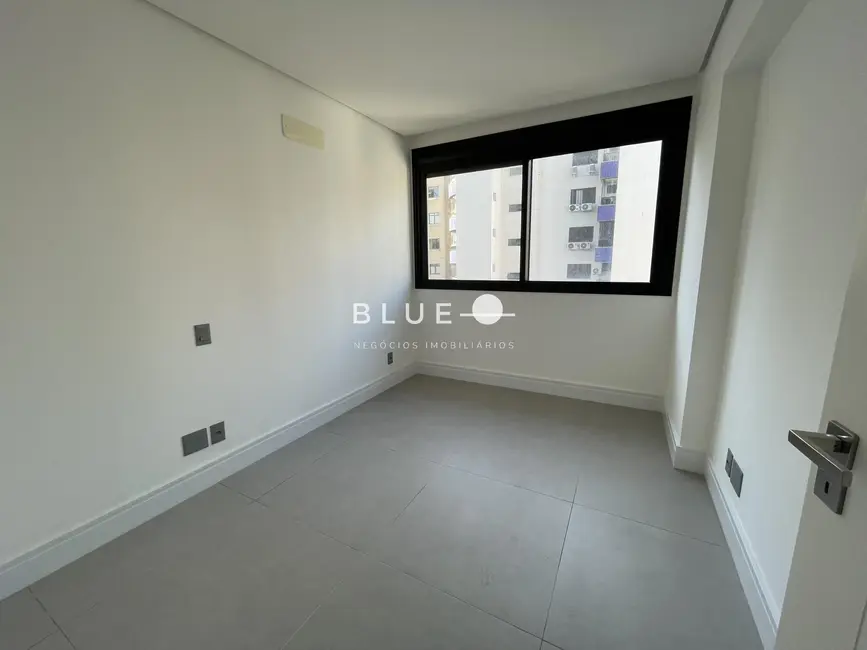 Apartamento com 3 quartos à venda, 103m2 em Centro, Torres - RS - imagem 8 Foto 8 de Apartamento com 3 quartos à venda, 103m2 em Centro, Torres - RS