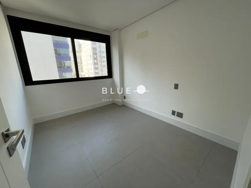 Apartamento com 3 quartos à venda, 103m2 em Centro, Torres - RS - imagem 6 Foto 6 de Apartamento com 3 quartos à venda, 103m2 em Centro, Torres - RS