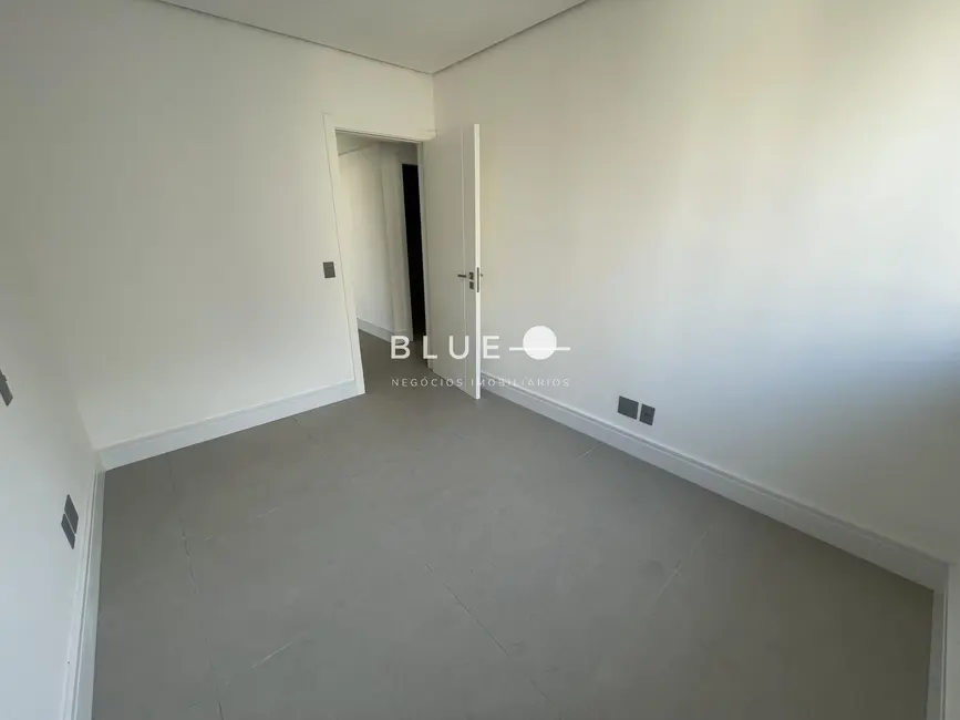 Apartamento com 3 quartos à venda, 103m2 em Centro, Torres - RS - imagem 7 Foto 7 de Apartamento com 3 quartos à venda, 103m2 em Centro, Torres - RS