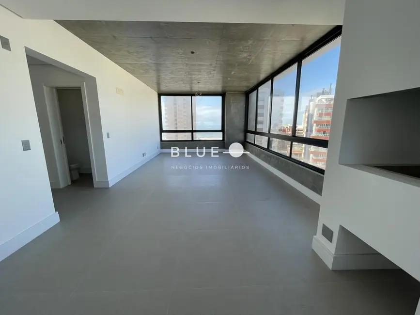 Foto 2 de Apartamento com 3 quartos à venda, 103m2 em Centro, Torres - RS