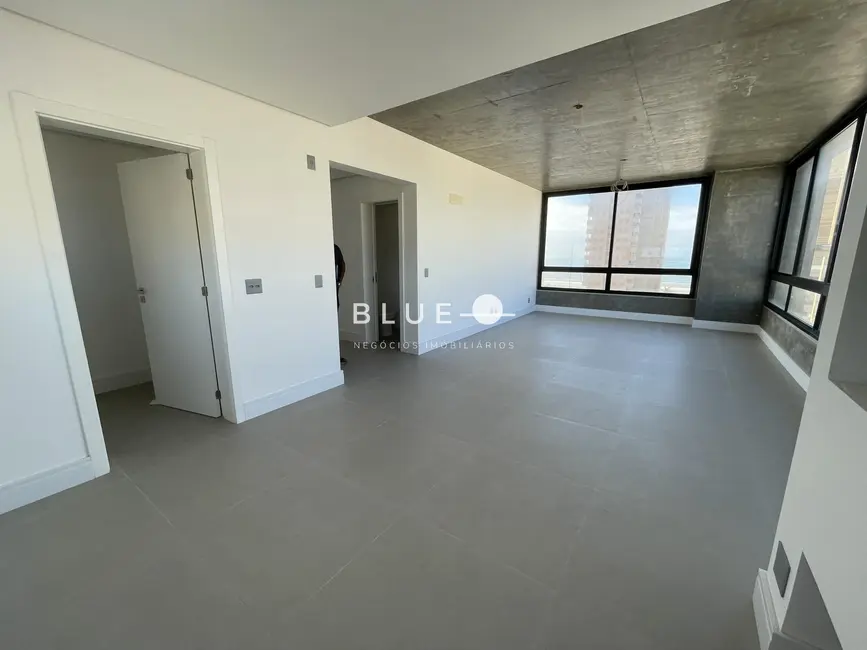 Apartamento com 3 quartos à venda, 103m2 em Centro, Torres - RS - imagem 3 Foto 3 de Apartamento com 3 quartos à venda, 103m2 em Centro, Torres - RS