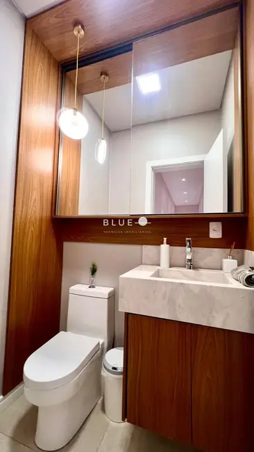 Casa de Condomínio com 3 quartos à venda, 274m2 em Torres - RS - imagem 8 Foto 8 de Casa de Condomínio com 3 quartos à venda, 274m2 em Torres - RS