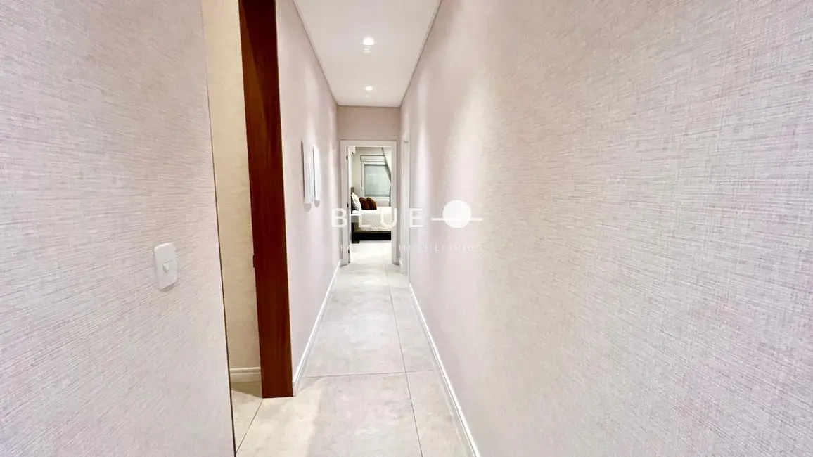 Casa de Condomínio com 3 quartos à venda, 274m2 em Torres - RS - imagem 9 Foto 9 de Casa de Condomínio com 3 quartos à venda, 274m2 em Torres - RS