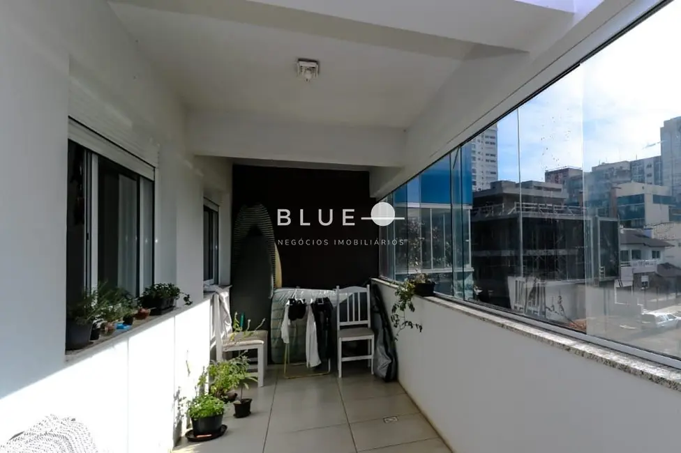 Apartamento com 3 quartos à venda, 177m2 em Torres - RS - imagem 4 Foto 4 de Apartamento com 3 quartos à venda, 177m2 em Torres - RS