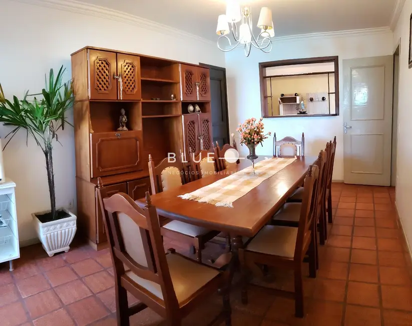 Apartamento com 3 quartos à venda, 135m2 em Centro, Torres - RS - imagem 3 Foto 3 de Apartamento com 3 quartos à venda, 135m2 em Centro, Torres - RS