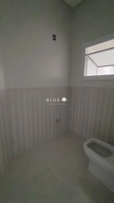 Foto 3 de Casa de Condomínio com 4 quartos à venda, 179m2 em Torres - RS