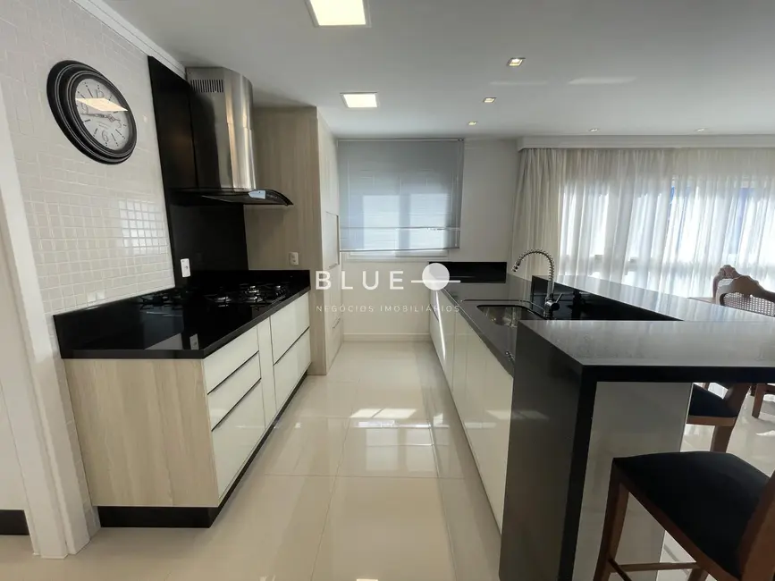 Apartamento com 3 quartos à venda, 130m2 em Torres - RS - imagem 7 Foto 7 de Apartamento com 3 quartos à venda, 130m2 em Torres - RS