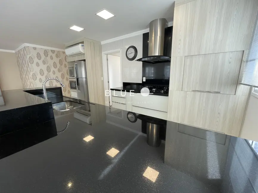 Apartamento com 3 quartos à venda, 130m2 em Torres - RS - imagem 9 Foto 9 de Apartamento com 3 quartos à venda, 130m2 em Torres - RS
