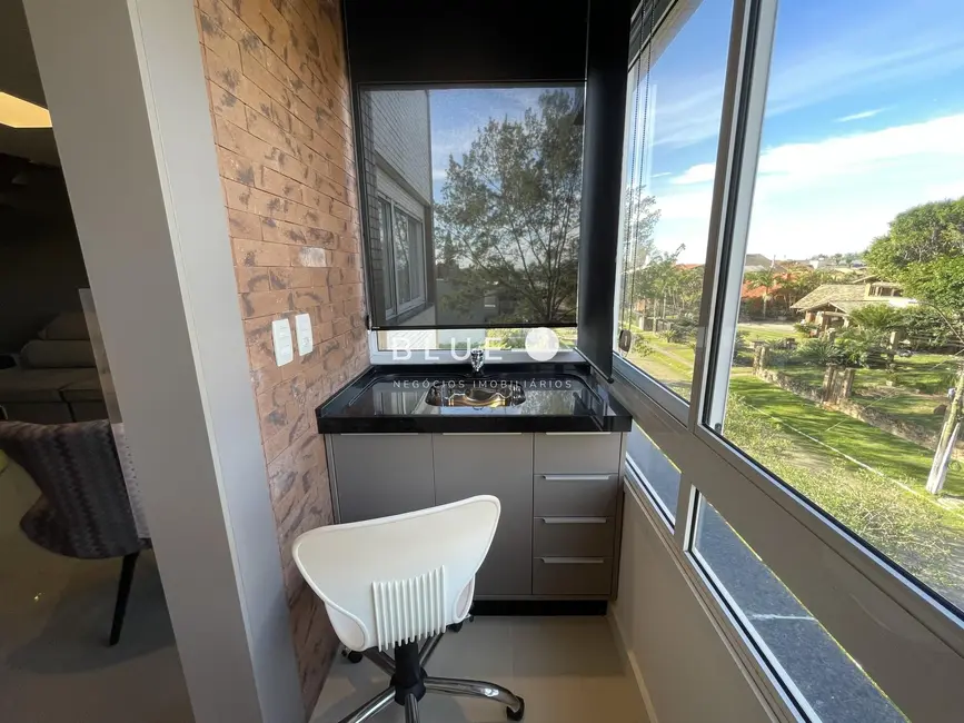 Apartamento com 3 quartos à venda, 255m2 em Torres - RS - imagem 7 Foto 7 de Apartamento com 3 quartos à venda, 255m2 em Torres - RS