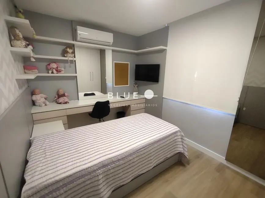 Apartamento com 4 quartos à venda, 240m2 em Torres - RS - imagem 9 Foto 9 de Apartamento com 4 quartos à venda, 240m2 em Torres - RS