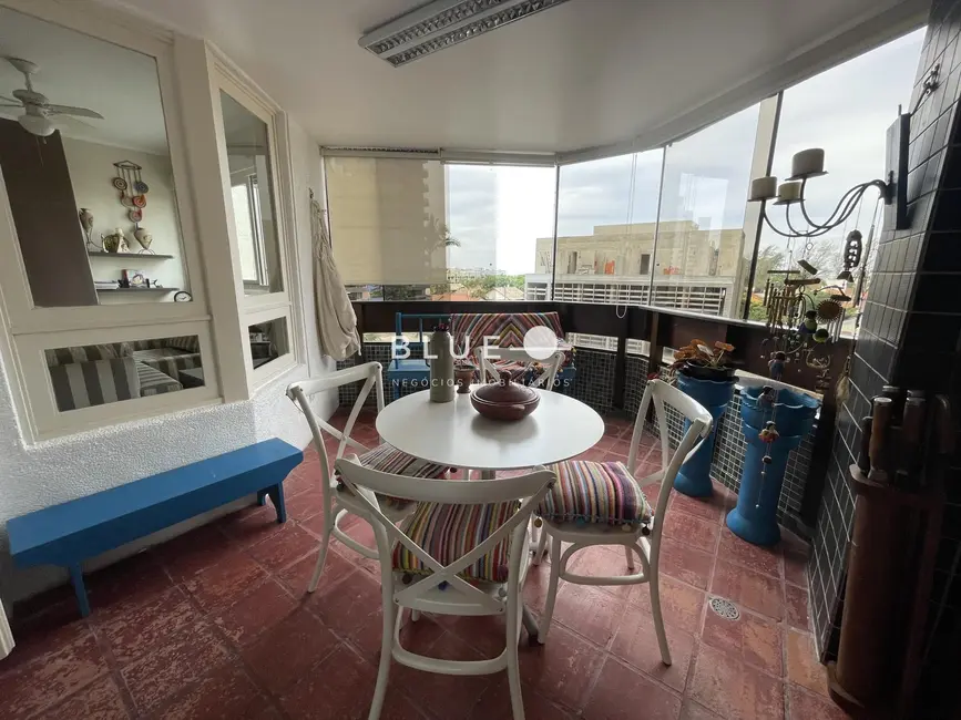 Apartamento com 4 quartos à venda, 140m2 em Torres - RS - imagem 8 Foto 8 de Apartamento com 4 quartos à venda, 140m2 em Torres - RS