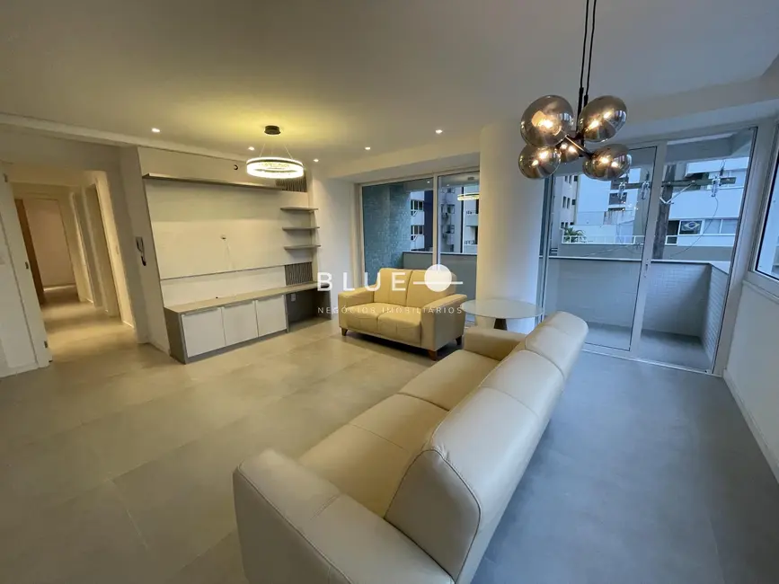 Apartamento com 3 quartos à venda, 204m2 em Torres - RS - imagem 8 Foto 8 de Apartamento com 3 quartos à venda, 204m2 em Torres - RS