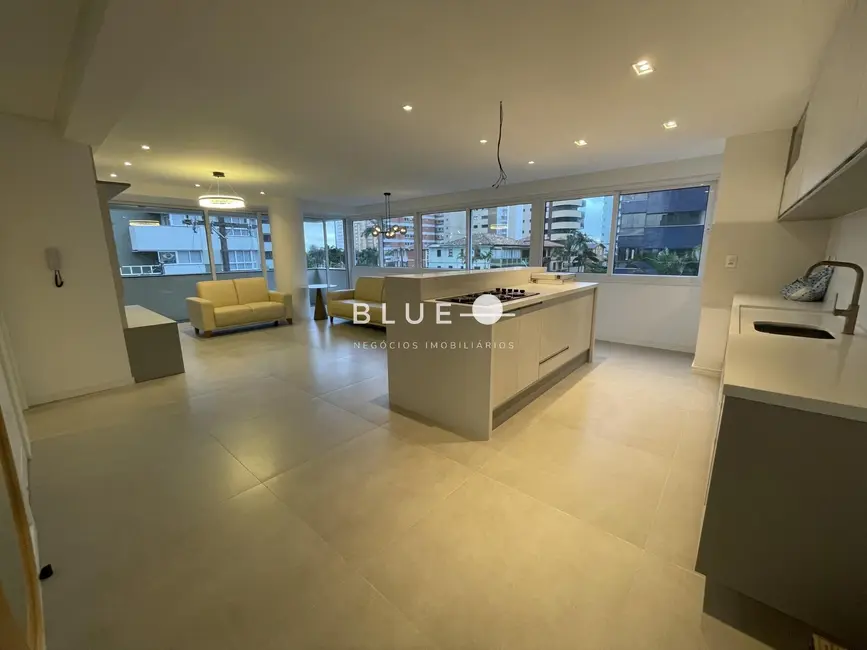 Foto 2 de Apartamento com 3 quartos à venda, 204m2 em Torres - RS