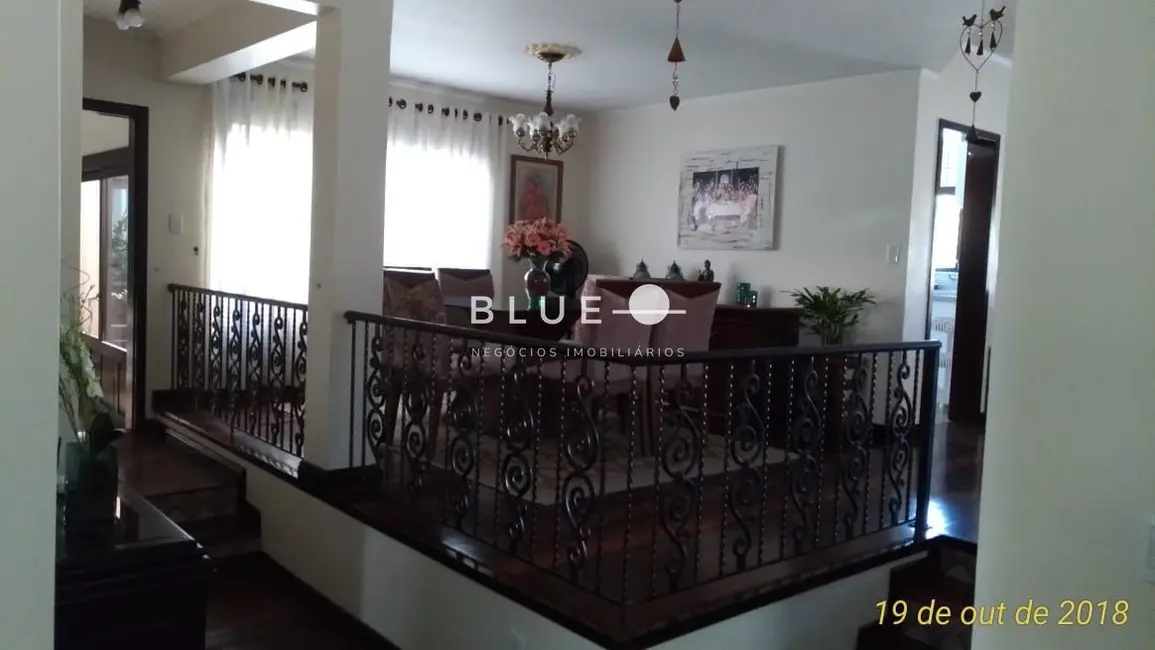 Casa com 4 quartos à venda, 385m2 em Centro, Torres - RS - imagem 3 Foto 3 de Casa com 4 quartos à venda, 385m2 em Centro, Torres - RS