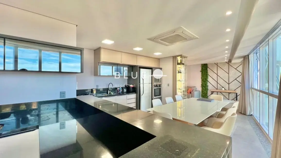 Foto 2 de Apartamento com 3 quartos à venda, 135m2 em Torres - RS