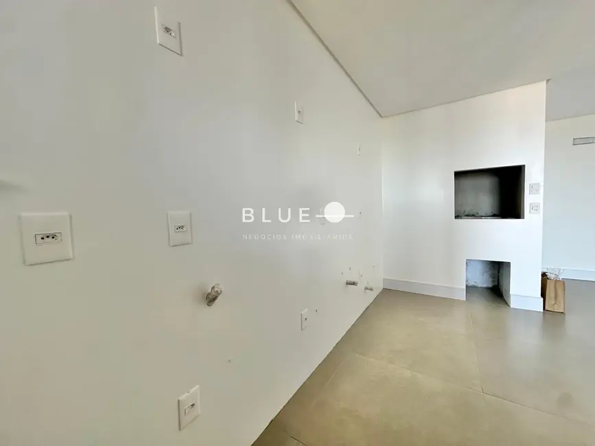 Foto 4 de Apartamento com 2 quartos à venda, 75m2 em Torres - RS