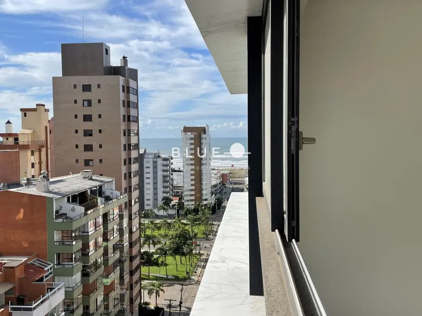 Foto 1 de Apartamento com 3 quartos à venda, 114m2 em Centro, Torres - RS