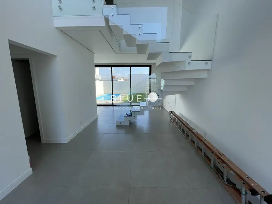 Casa com 3 quartos à venda, 142m2 em Torres - RS - imagem 4 Foto 4 de Casa com 3 quartos à venda, 142m2 em Torres - RS