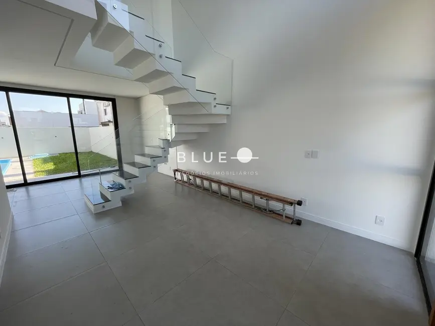 Casa com 3 quartos à venda, 142m2 em Torres - RS - imagem 5 Foto 5 de Casa com 3 quartos à venda, 142m2 em Torres - RS